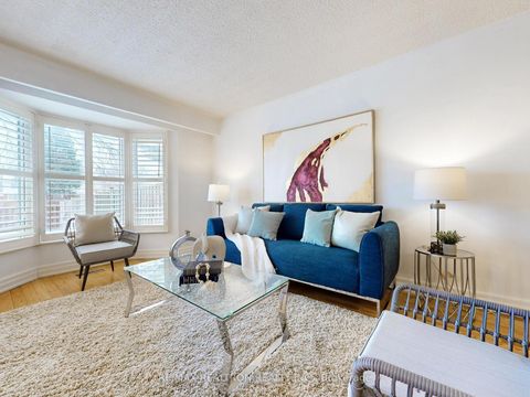 Photo 1 at 30 Eagleview Crescent, Steeles, Toronto