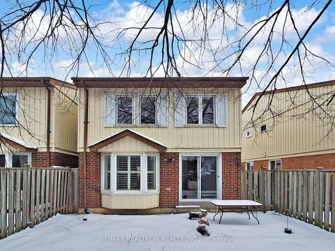 Photo 42 at 30 Eagleview Crescent, Steeles, Toronto