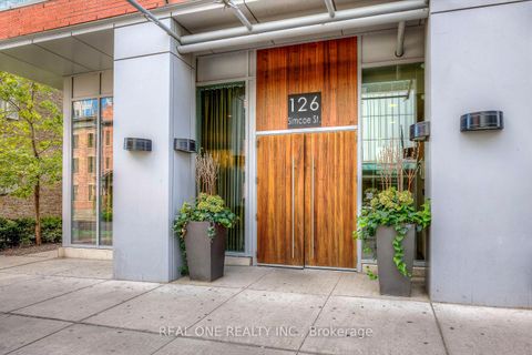 Photo 1 at 2007 - 126 Simcoe Street, Waterfront Communities C1, Toronto