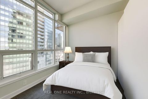 Photo 6 at 2007 - 126 Simcoe Street, Waterfront Communities C1, Toronto