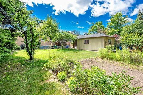 Photo 30 at 543 Pinegrove Road, WO West, Oakville