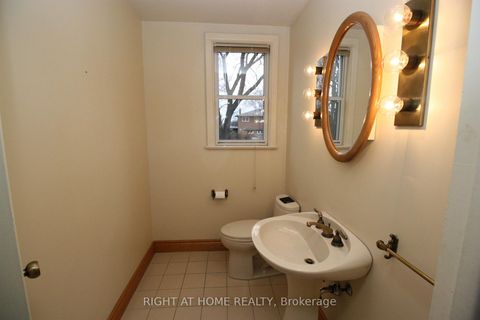 Photo 7 at 123 Ashbourne Drive, City Centre West, Toronto