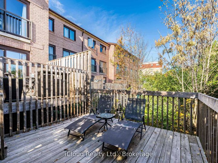 Photo 43 at 16 - 1100 Queens Avenue, CP College Park, Oakville