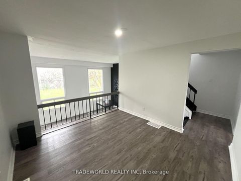 Photo 6 at 7465 Bybrook Drive, Malton, Mississauga