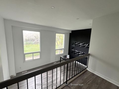 Photo 9 at 7465 Bybrook Drive, Malton, Mississauga