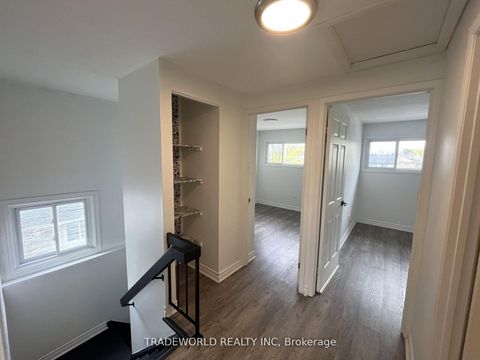 Photo 17 at 7465 Bybrook Drive, Malton, Mississauga