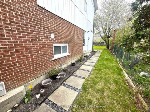 Photo 26 at 7465 Bybrook Drive, Malton, Mississauga