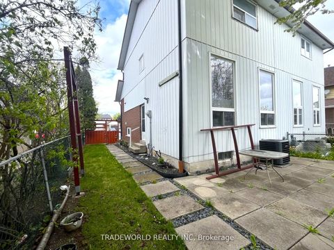 Photo 27 at 7465 Bybrook Drive, Malton, Mississauga