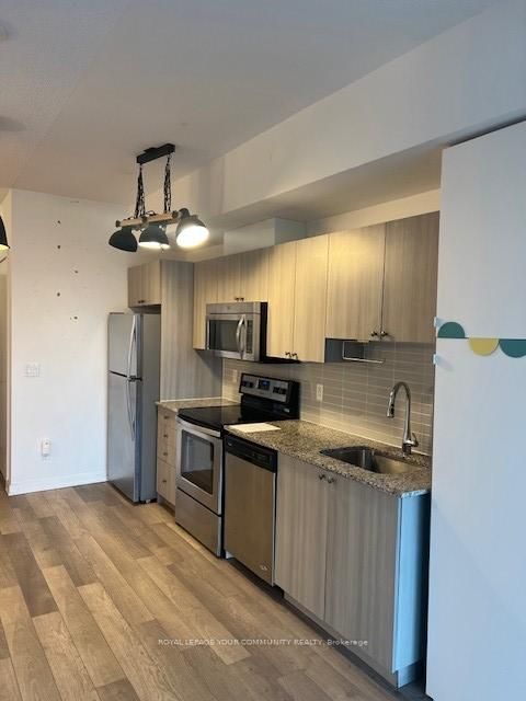 Photo 6 at 401 - 16 Mcadam Avenue, Glen Park, Toronto