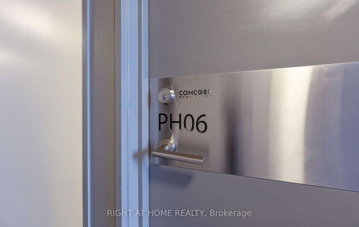 Photo 5 at Ph06 - 19 Singer Court, Bayview Village, Toronto