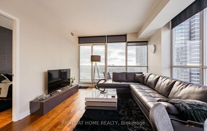 Photo 16 at Ph06 - 19 Singer Court, Bayview Village, Toronto