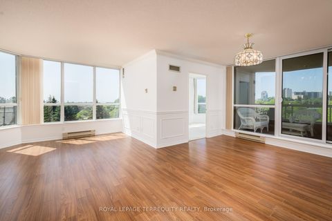 Photo 5 at 629 - 10 Guildwood Parkway, Guildwood, Toronto