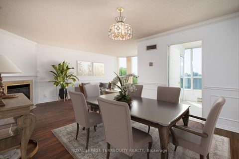 Photo 14 at 629 - 10 Guildwood Parkway, Guildwood, Toronto