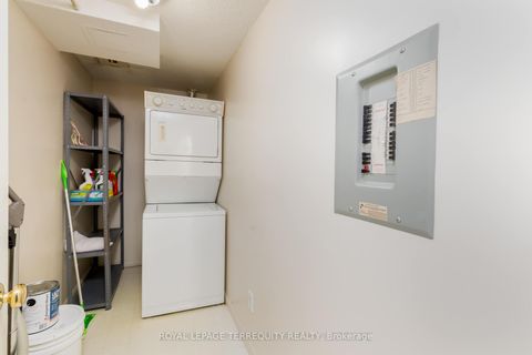 Photo 32 at 629 - 10 Guildwood Parkway, Guildwood, Toronto