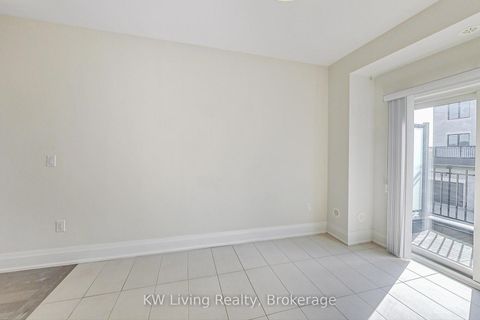 Photo 11 at TH7 - 390 Highway 7, Doncrest, Richmond Hill