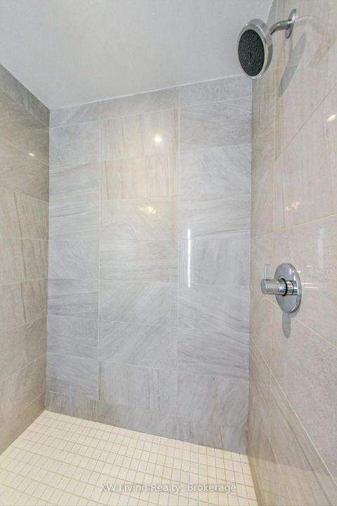 Photo 27 at TH7 - 390 Highway 7, Doncrest, Richmond Hill