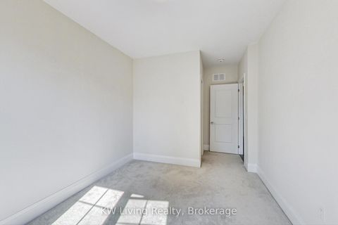 Photo 29 at TH7 - 390 Highway 7, Doncrest, Richmond Hill