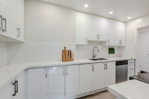 Photo 7 at 133 - 4005 Don Mills Road, Hillcrest Village, Toronto