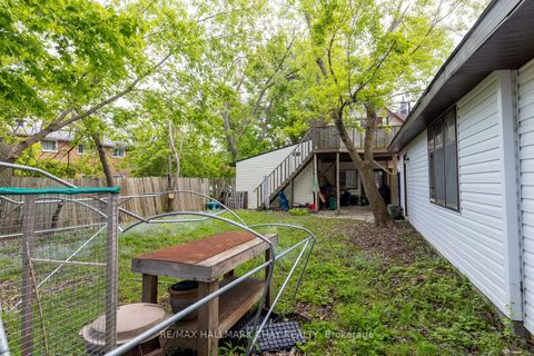 Photo 7 at 4 East Street, Wellington, Barrie