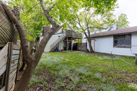 Photo 8 at 4 East Street, Wellington, Barrie