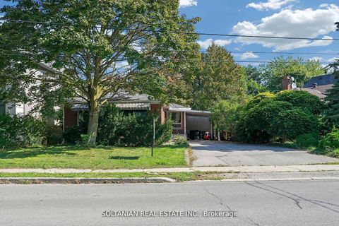 Photo 4 at 183 Maxome Avenue, Newtonbrook East, Toronto