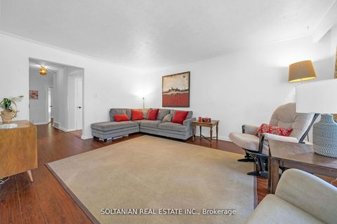 Photo 6 at 183 Maxome Avenue, Newtonbrook East, Toronto