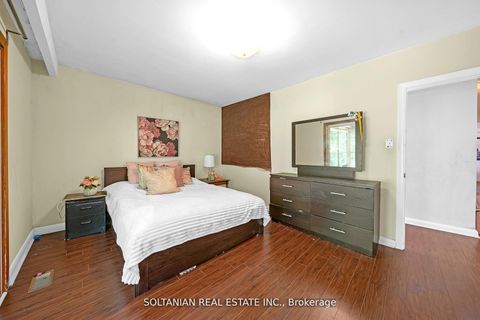 Photo 15 at 183 Maxome Avenue, Newtonbrook East, Toronto