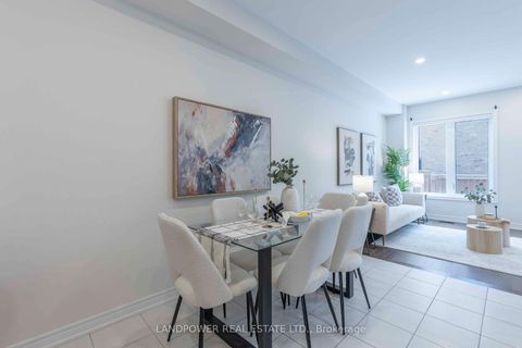 Photo 4 at 85 Bawden Drive, Rural Richmond Hill, Richmond Hill