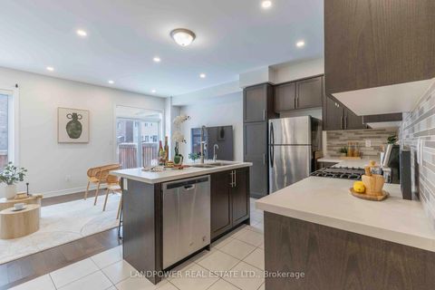 Photo 8 at 85 Bawden Drive, Rural Richmond Hill, Richmond Hill