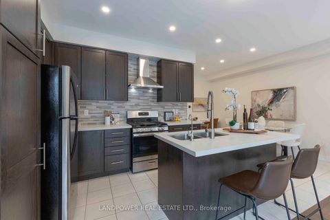 Photo 10 at 85 Bawden Drive, Rural Richmond Hill, Richmond Hill