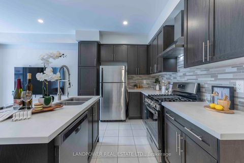 Photo 12 at 85 Bawden Drive, Rural Richmond Hill, Richmond Hill