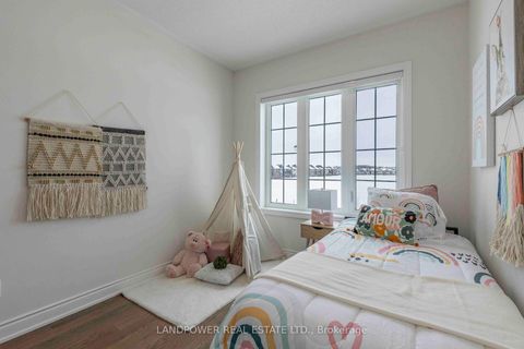 Photo 24 at 85 Bawden Drive, Rural Richmond Hill, Richmond Hill