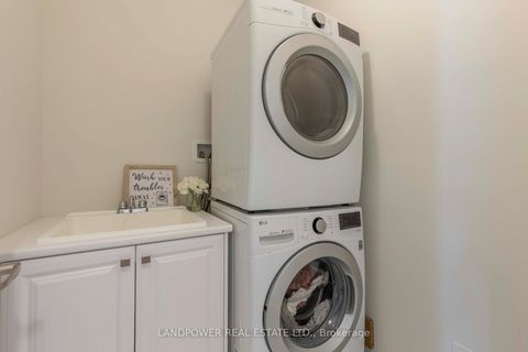 Photo 41 at 85 Bawden Drive, Rural Richmond Hill, Richmond Hill