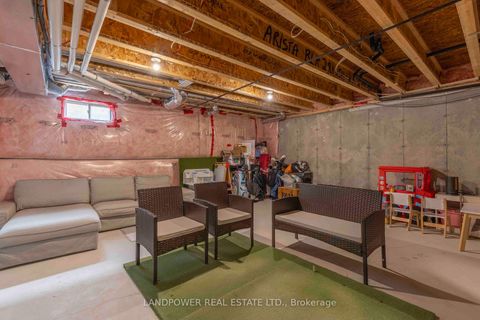 Photo 43 at 85 Bawden Drive, Rural Richmond Hill, Richmond Hill