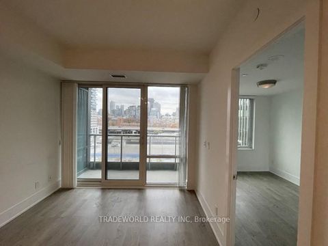 Photo 9 at 723 - 1 Edgewater Drive, Waterfront Communities C8, Toronto