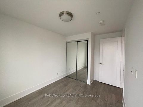 Photo 11 at 723 - 1 Edgewater Drive, Waterfront Communities C8, Toronto