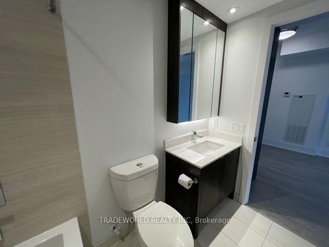 Photo 21 at 723 - 1 Edgewater Drive, Waterfront Communities C8, Toronto