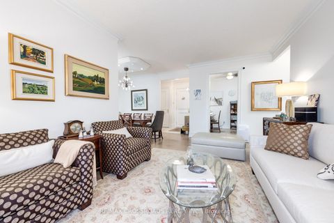 Photo 16 at 210 - 10 Old York Mills Road, York Mills, Toronto