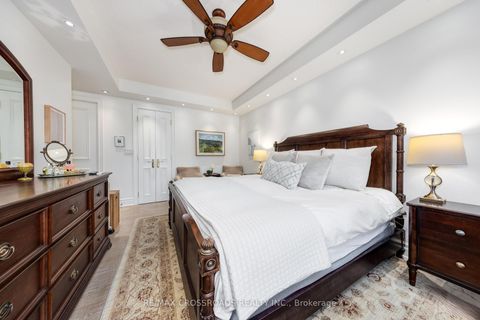 Photo 22 at 210 - 10 Old York Mills Road, York Mills, Toronto