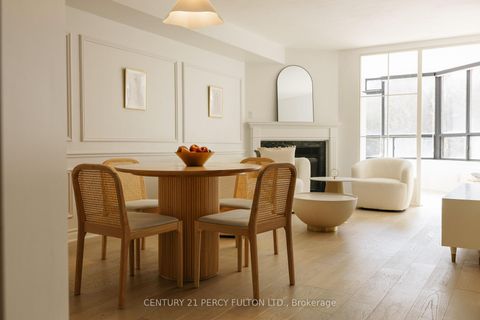 Photo 1 at 302 - 1 Ripley Avenue, Swansea, Toronto