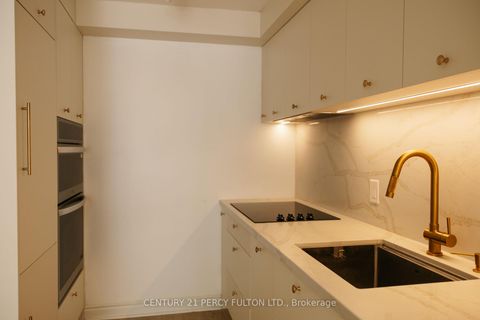 Photo 5 at 302 - 1 Ripley Avenue, Swansea, Toronto