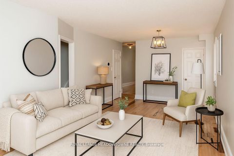 Photo 5 at 17 Kersdale Avenue, Eglinton West, Toronto