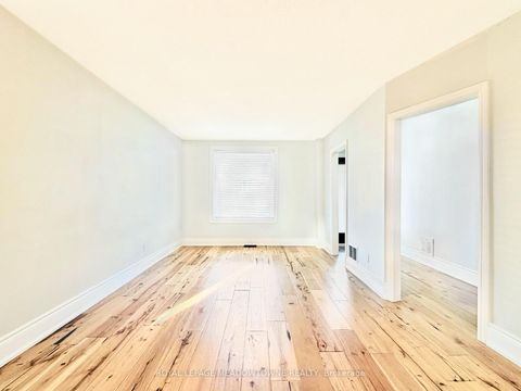 Photo 6 at 17 Kersdale Avenue, Eglinton West, Toronto