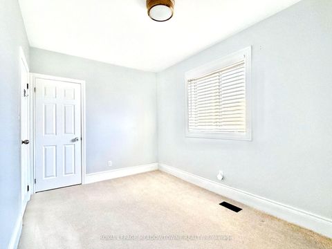 Photo 20 at 17 Kersdale Avenue, Eglinton West, Toronto