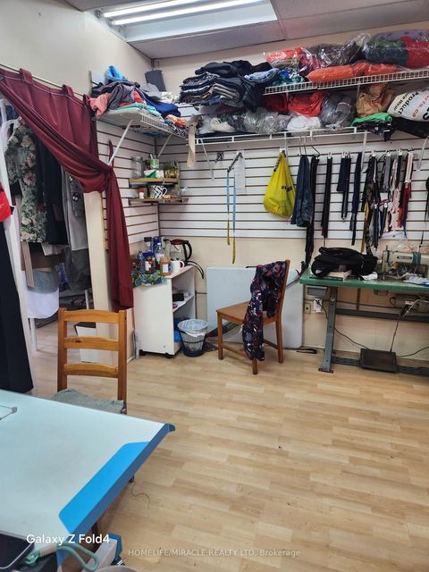 Photo 18 at 2323 Bloor Street W, Swansea, Toronto