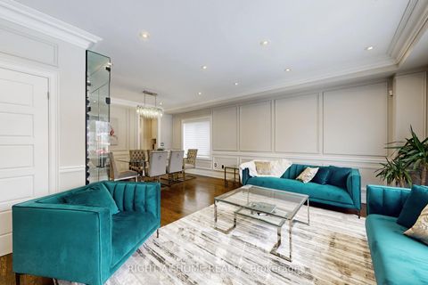 Photo 3 at 129 Meadowbank Road, City Centre West, Toronto