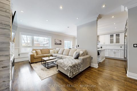Photo 5 at 129 Meadowbank Road, City Centre West, Toronto