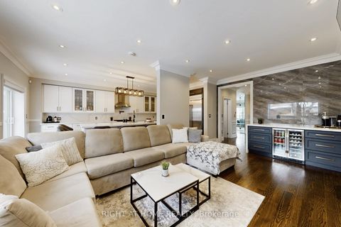 Photo 7 at 129 Meadowbank Road, City Centre West, Toronto