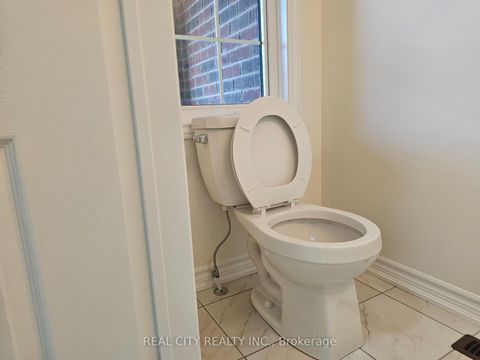 Photo 4 at 5 Heather Fullerton Road, Sutton & Jackson's Point, Georgina