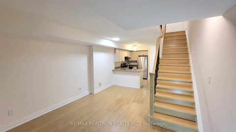 Photo 8 at 90 - 65 Turntable Crescent, Junction, Toronto